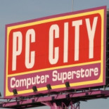PC City se hunde en pérdidas y su cúpula española gana un 70% más