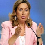 Ana Pastor: "La muerte digna no va con nosotros"