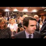 Gonzo de El Intermedio pregunta a varios miembros del PP por una antigua foto