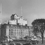 El valenciano que construyó un chalet normando en lo alto de un edificio en Buenos Aires