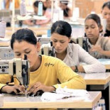 Maquilas: Prohibido hablar, enfermarse, embarazarse u organizarse