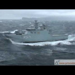 Impresionante apontaje en mar brava de un helicóptero Lynx