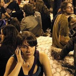 Felipe González compara a los 'indignados' con las revueltas árabes