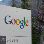 Google advierte de que Internet no es gratis: "Hay que ir cobrando por el acceso a información"