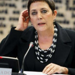 Los senadores hacen pellas el primer día de trabajo tras el 22-M