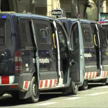Retirada de Mossos de Plaza Cataluña. Desalojo 27-M