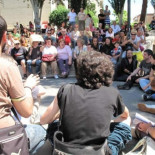 Imágenes de asambleas en los barrios de Madrid