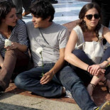 Los acampados en Plaza Cataluña deciden quedarse, pase lo que pase en el partido de Champions