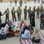 Un general egipcio admite que se hicieron "pruebas de virginidad" a las detenidas en Tahrir