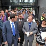 Font de Mora es abucheado en Vila-real al reinaugurar una biblioteca sin libros