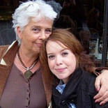 Primer trasplante de útero del mundo: una mujer dona el útero a su hija (ING)