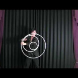 Un curioso acto con unos anillos