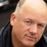 Autor independiente vende un millón de copias en Amazon [ENG]