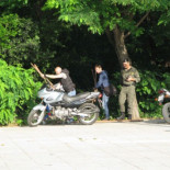 Lo que no verás en televisión: policías infiltrados en los disturbios de Grecia