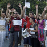 En una manifestación improvisada la Policía carga contra los ´indignados´