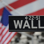 ¿Por qué las calificadoras de riesgo no le bajan la nota a EE.UU.?