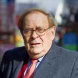 Cobrar el paro pero trabajar por ello. Así se soluciona la crisis segun Ramón Tamames