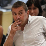 Arnaldo Otegi afirma que la estrategia militar de ETA 'sobra y estorba'