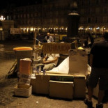 Controles policiales y cierre del metro de Sol ante la protesta contra el desalojo