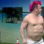 Cirugía estética: tabletas de chocolate falsas y problemas psicológicos