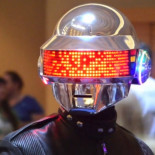 Cómo construir un casco de Daft Punk en cuatro meses