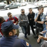 Libertad con cargos para los tres primeros "indignados" que han declarado en la Audiencia Nacional [cat]