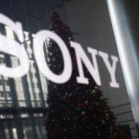 Manifestantes italianos asaltan las oficinas de Goldman Sachs en Milán [EN]