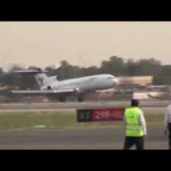 Aterrizaje perfecto de un 727 sin tren de aterrizaje delantero