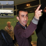 Obligan a los pasajeros de un vuelo a pagar 23400 euros para repostar (ENG)