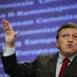 La UE emplaza a España a que deje de denegar la tarjeta sanitaria