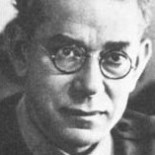 PP y UPyD unen sus votos para que el General Mola siga en el callejero