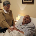 Le dan por fugado en urgencias del Clínico tras diez horas sin atenderle