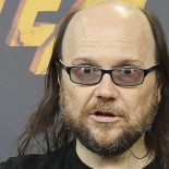 Santiago Segura «destapa» a la médium de Telecinco, Anne Germain