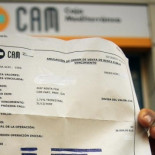 La CAM retiene 36.000 euros de un fondo de inversión a un cliente hasta el año 3000