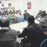 Ecuatorianos denuncian que un banco de su país les está embargando por deudas que tienen en España