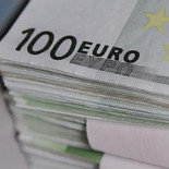 La banca española usó los fondos del BCE para comprar el 85% de la deuda emitida por el Tesoro en enero