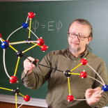 Alumna de diez años crea accidentalmente una nueva molécula en clase de ciencia [ENG]