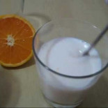 ¿Cómo se hacen las bebidas de leche y zumo?