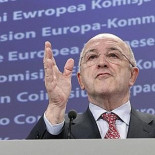 Almunia defiende los 'minijobs': «Mejor tener algo mediocre que no tenerlo»