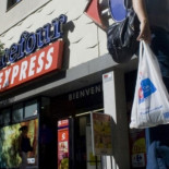 Carrefour, demandado por sus franquiciados por vender a pérdida