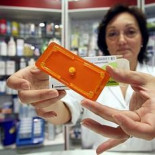 «El paracetamol es más peligroso que la píldora del día después y se vende sin receta»