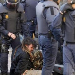 Profesores y padres de alumnos se encerrarán esta noche en el IES Luis Vives de Valencia