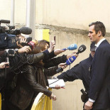 El duque de Palma entra a pie en el Juzgado y dice: "Vengo a demostrar mi inocencia"