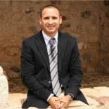 Un joven crea una base de datos con el sueldo de todos los políticos