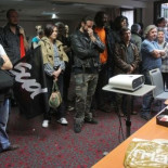 Exasperados, los empleados parisinos de la FNAC secuestran a su jefe [FR]