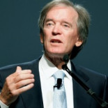 Bill Gross: "Grecia era un grano, Portugal es un forúnculo y España es un tumor"