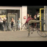 Pulsa el botón para añadir drama