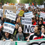 Miles de personas defienden la sanidad en las calles