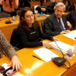 Mónica Oltra luce camiseta 'Mango' en la comisión sobre el saqueo de Emarsa