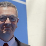 Gallardón desbloquea la sucesión de los títulos nobiliarios del franquismo